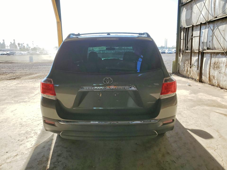 2012 Toyota Highlander VIN 5TDDK3EH5CS131986 COPART salvage auction — SIDE, Az - Cert Of Title - Salvage, sold $3,150 on 2026-07-27 (photo 6)