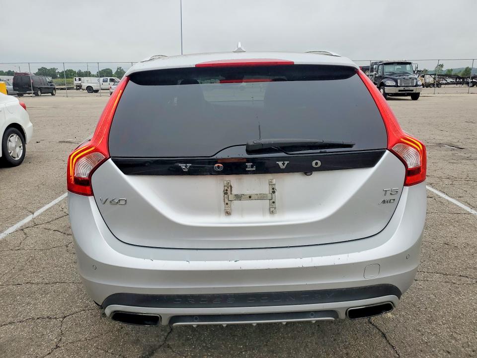 2018 Volvo V60 VIN YV440MWK6J2052396 COPART salvage auction — SIDE, Oh - Cert Of Title-Salvage, sold $3,600 on 2026-07-08 (photo 6)