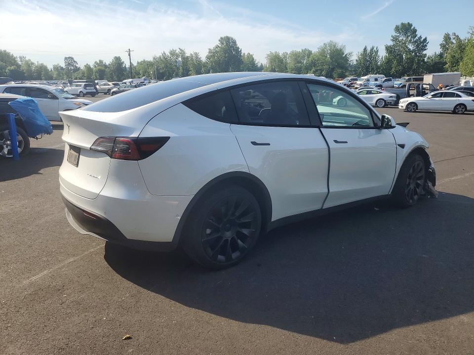2022 Tesla VIN 7SAYGDEEXNF517330 COPART salvage auction — FRONT END, Or - Salvage Title Certificate, sold $125 on 2026-07-29 (photo 3)