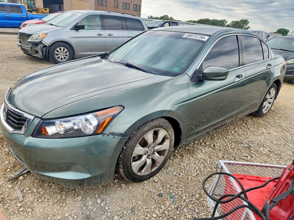 2008 Honda Accord VIN JHMCP26808C056742 COPART salvage auction — SIDE, KS - CERT OF TITLE-SALVAGE, sold $90 on 2026-07-30 (photo 1)