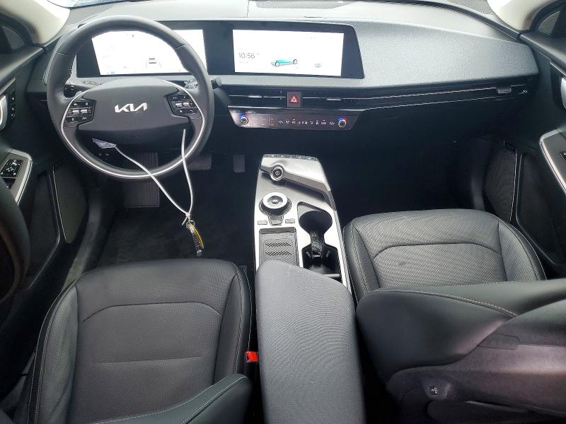 2022 Kia Ev6 VIN KNDC3DLCXN5043210 COPART salvage auction — MINOR DENT/SCRATCHES, In - Certificate Of Title, sold $5,900 on 2026-07-22 (photo 8)