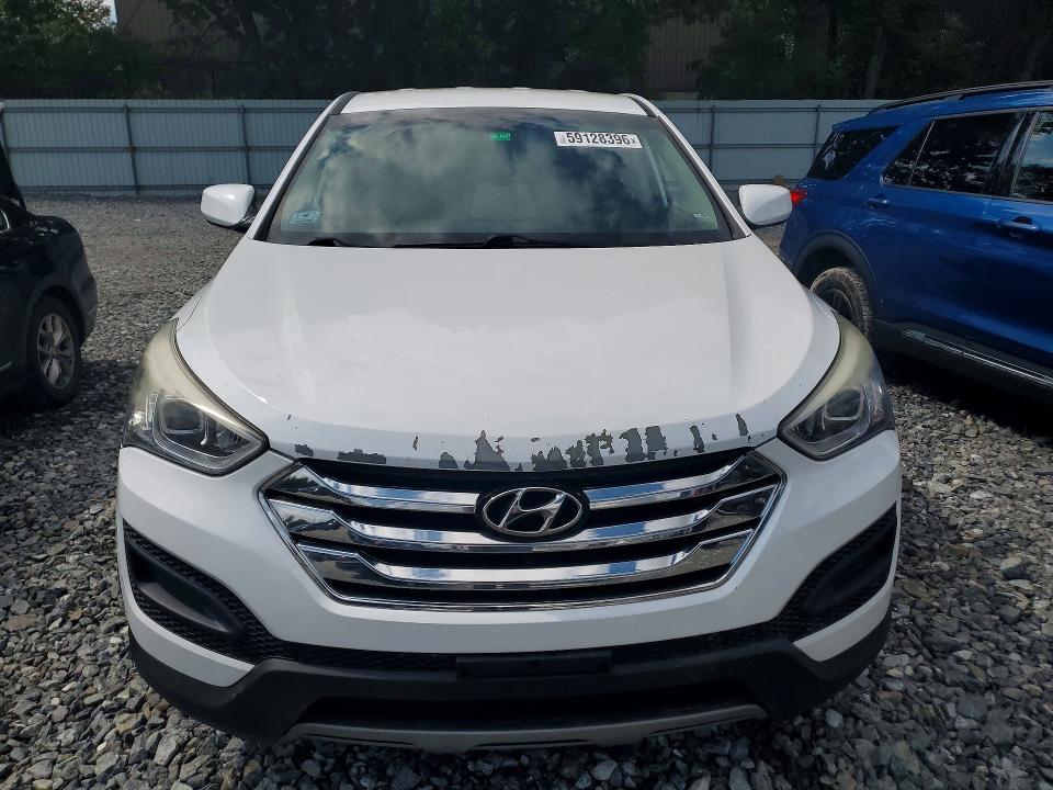 2016 Hyundai Santa fe VIN 5XYZTDLB0GG328932 COPART salvage auction — MINOR DENT/SCRATCHES, MA - CERTIFICATE OF TITLE (P), sold $3,300 on 2026-07-29 (photo 5)