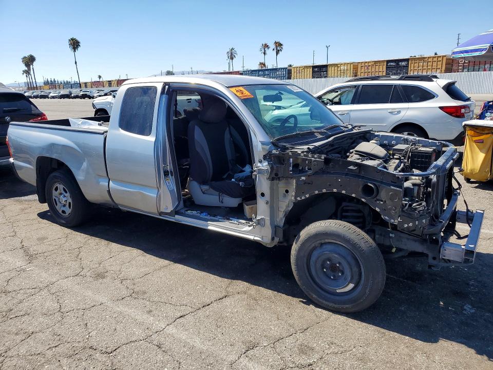 2015 Toyota Tacoma VIN 5TFTX4CN7FX058520 COPART salvage auction — STRIPPED, Salvage Title, sold $225 on 2026-07-24 (photo 4)