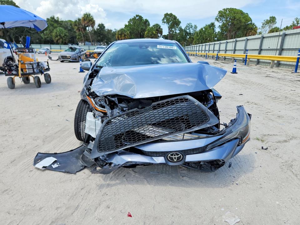 2022 Toyota Corolla VIN 5YFEPMAE1NP372754 COPART salvage auction — FRONT END, Fl - Certificate Of Destruction, sold $100 on 2026-07-29 (photo 5)
