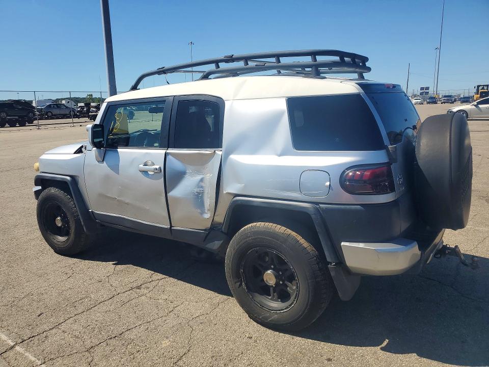 2007 Toyota Fj cruiser VIN JTEBU11F470068393 COPART salvage auction — SIDE, Oh - Cert Of Title-Salvage, sold $3,150 on 2026-07-08 (photo 2)