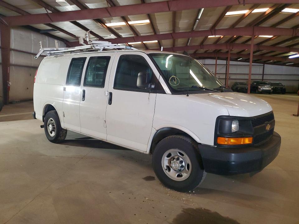 2016 Chevrolet Express 2500 VIN 1GCWGAFF8G1210664 COPART salvage auction — MINOR DENT/SCRATCHES, NC - DEALER ONLY CLEAN TITLE, sold $325 on 2026-07-09 (photo 4)