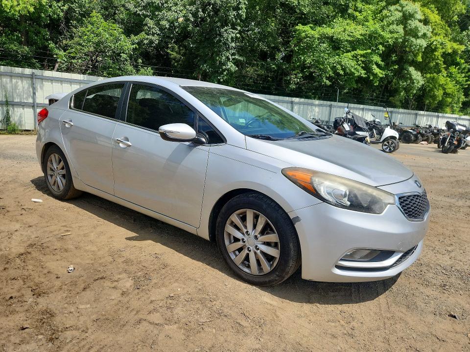 2015 Kia VIN KNAFX4A80F5356927 COPART salvage auction — REAR END, La - Cert Of Title-Salvage, sold $400 on 2026-07-23 (photo 4)