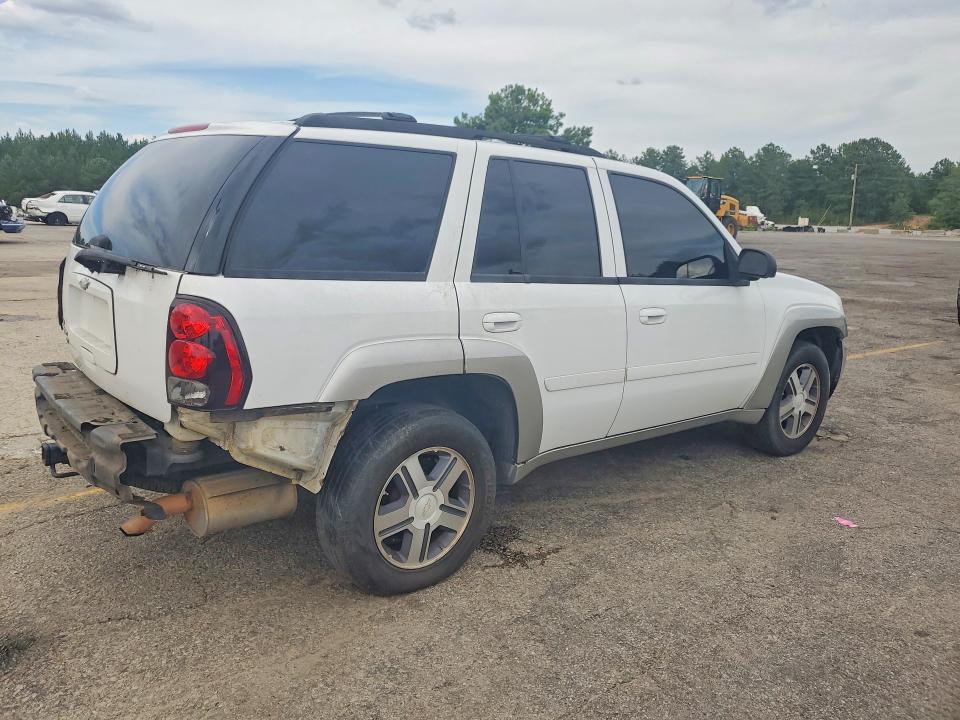 2007 Chevrolet Trailblazer VIN 1GNDT13S372239849 COPART salvage auction — REAR END, Sc - Cert Of Title-Salvage, sold $325 on 2026-07-08 (photo 3)