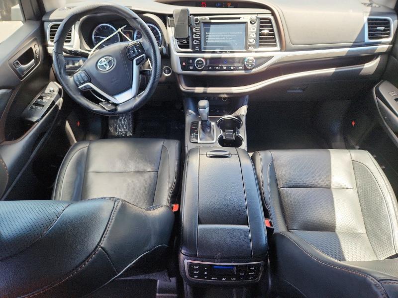2018 Toyota Highlander VIN 5TDDZRFH5JS854635 COPART salvage auction — FRONT END, CA - SALVAGE CERTIFICATE, sold $6,200 on 2026-07-27 (photo 8)