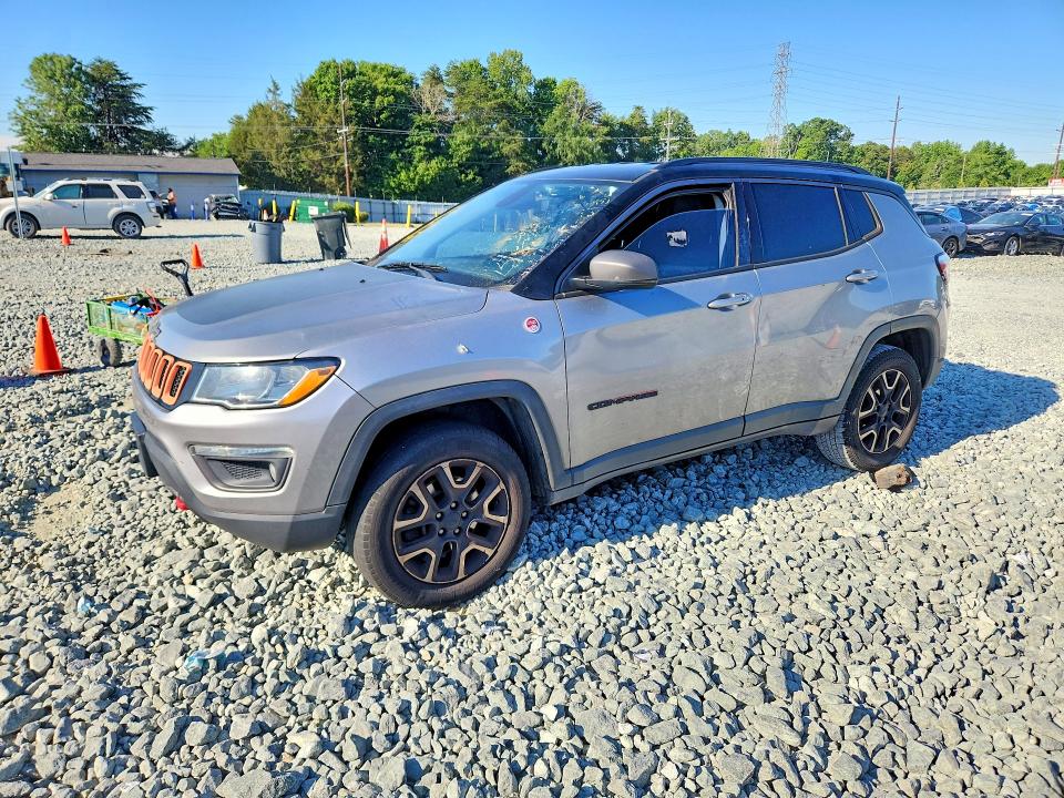 2020 Jeep Compass VIN 3C4NJDDB9LT221397 COPART salvage auction — SIDE, Nc - Dealer Only Clean Title, sold $4,400 on 2026-08-06 (photo 1)