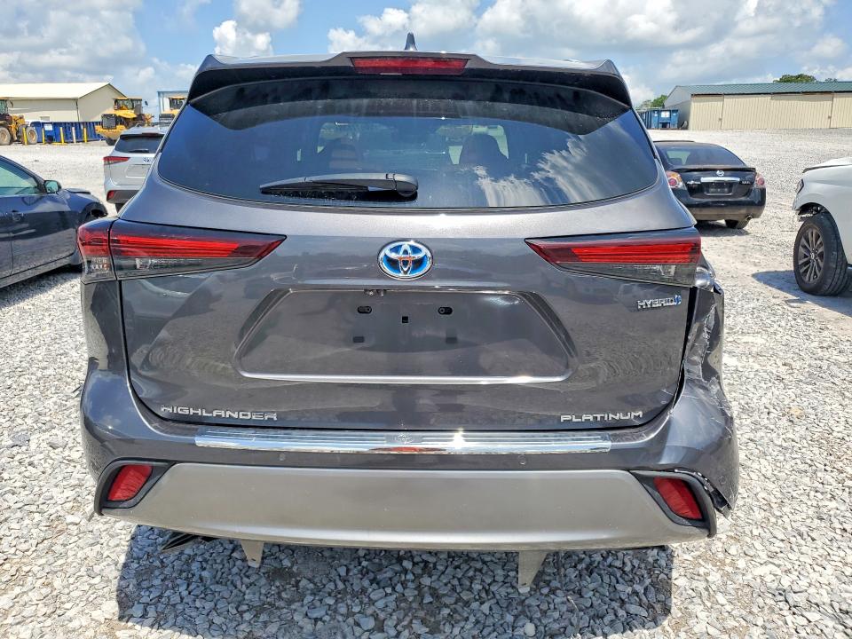 2024 Toyota Highlander VIN 5TDEBRCH8RS619297 COPART salvage auction — REAR END, TN - SALVAGE CERTIFICATE, sold $16,100 on 2026-07-30 (photo 6)