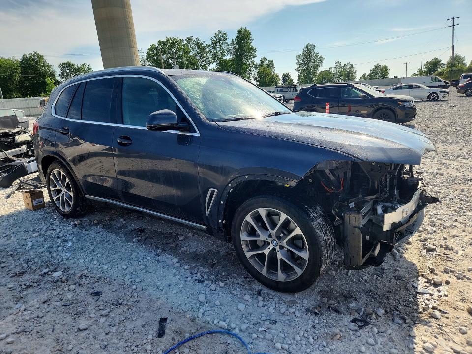 2019 BMW X5 VIN 5UXCR6C52KLL37153 COPART salvage auction — FRONT END, Mi - Certificate Of Title, sold $17,800 on 2026-07-09 (photo 4)