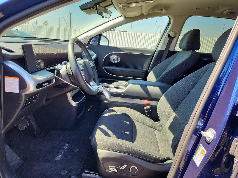2026 Hyundai Ioniq 9 VIN 7YAMS5S16TY008343 COPART salvage auction — NORMAL WEAR, Ca - Dis/Dlr/Exp Only Clean Title, sold $32,750 on 2026-07-17 (photo 7)