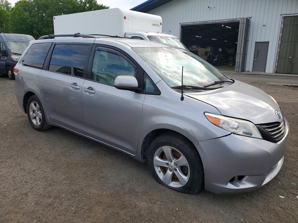 2013 Toyota Sienna VIN 5TDJK3DC7DS055259 COPART salvage auction — FRONT END, MA - CERTIFICATE OF TITLE, sold $3,700 on 2026-07-27 (photo 4)