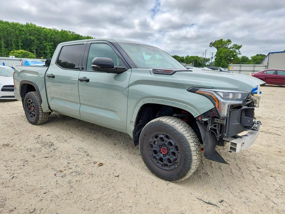 2022 Toyota Tundra VIN 5TFPC5DB0NX003820 COPART salvage auction — FRONT END, Va - Cert Of Title - Salvage, sold $25,500 on 2026-07-21 (photo 4)