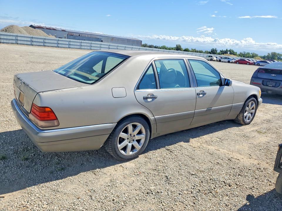 1995 Mercedes-benz S class VIN WDBGA43E9SA252433 COPART salvage auction — FRONT END, AZ - DIS/DLR/EXP ONLY CLEAN TITLE, sold $550 on 2026-07-17 (photo 3)