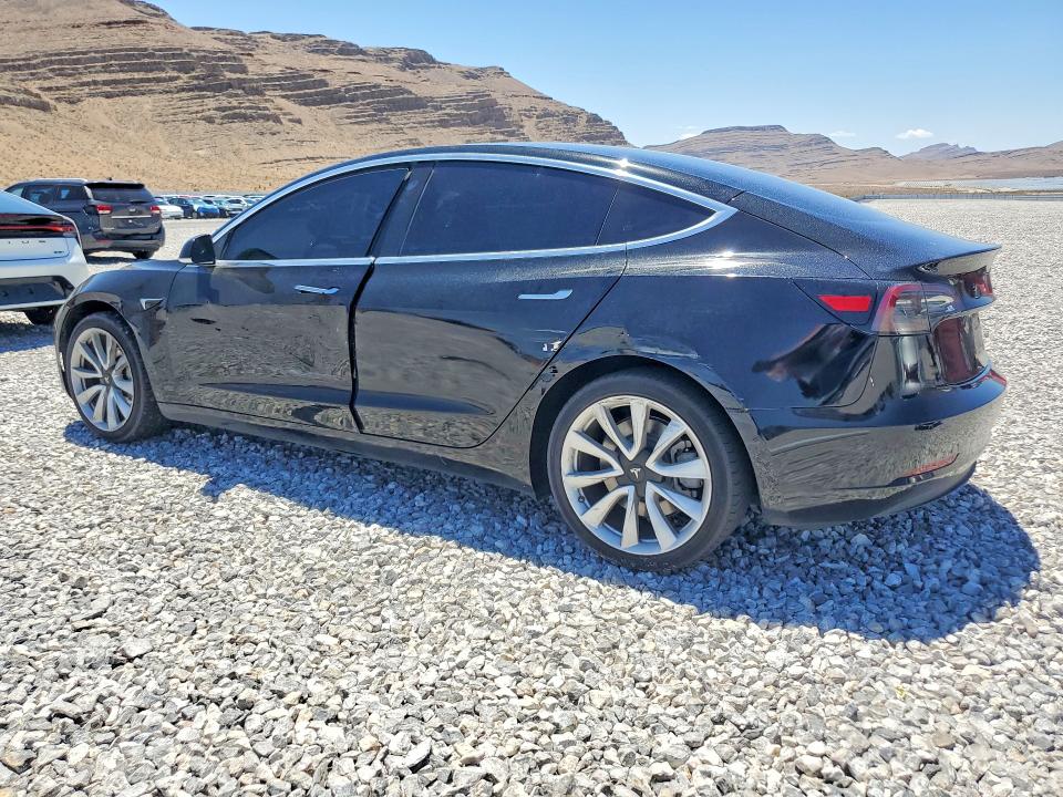 2018 Tesla VIN 5YJ3E1EA7JF075951 COPART salvage auction — SIDE, Nv - Salvage Title, sold $1,600 on 2026-07-29 (photo 2)