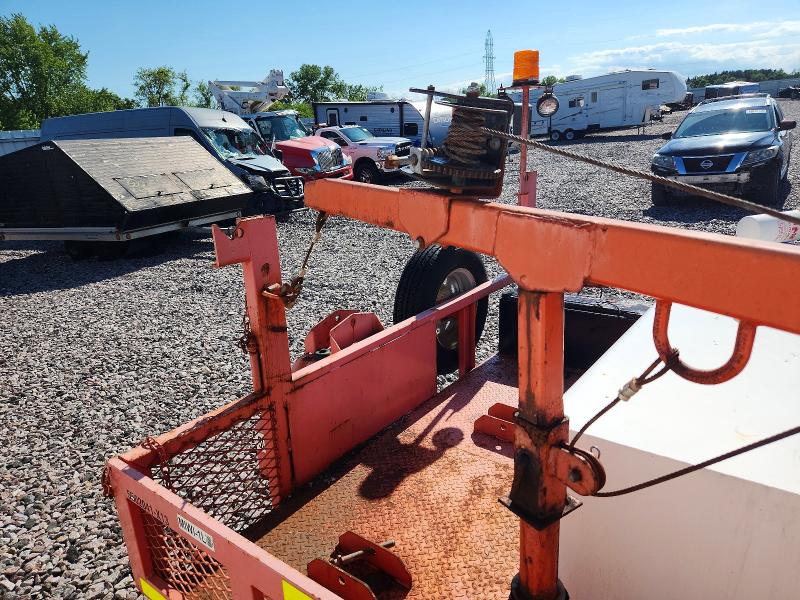 2013 Unknown VIN 44ZFT5819DT015799 COPART salvage auction — MINOR DENT/SCRATCHES, WI - CERTIFICATE OF TITLE, sold $425 on 2026-09-18 (photo 9)