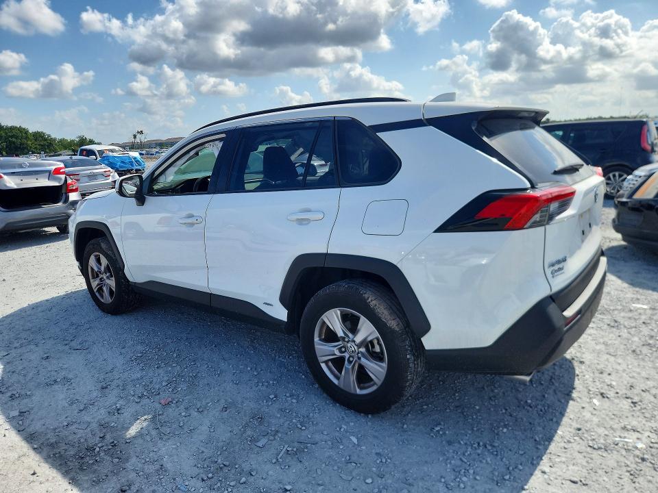 2024 Toyota Rav 4 VIN JTMRWRFV6RD261605 COPART salvage auction — SIDE, Fl - Cert Of Title Slvg Rebuildable, sold $15,600 on 2026-07-10 (photo 2)
