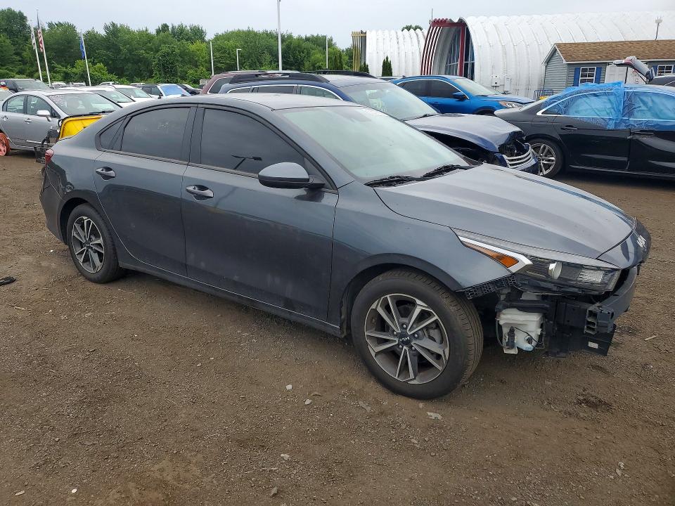 2022 Kia Forte VIN 3KPF24AD1NE454608 COPART salvage auction — ALL OVER, Ct - Certificate Of Title, sold $4,850 on 2026-07-10 (photo 4)