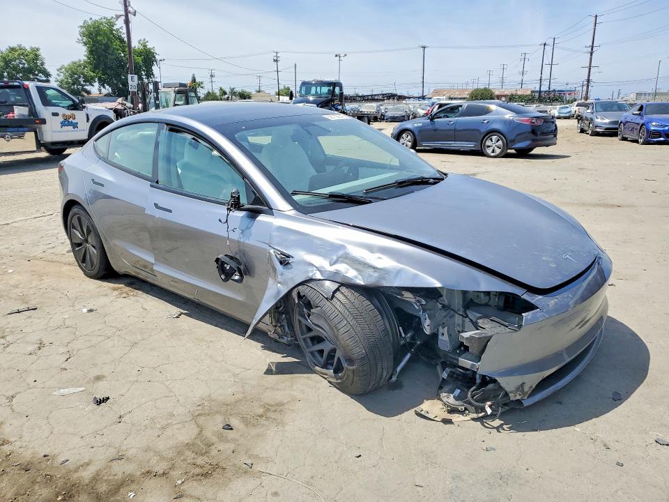 2025 Tesla Model 3 VIN 5YJ3E1EA7SF062599 COPART salvage auction — FRONT END, Ca - Salvage Certificate, sold $11,700 on 2026-07-30 (photo 4)