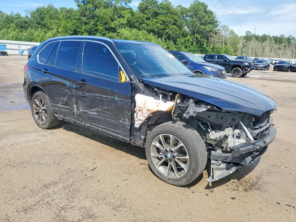 2018 BMW VIN 5UXKR2C52J0X10437 COPART salvage auction — SIDE, Sc - Cert Of Title-Salvage, sold $4,450 on 2026-07-22 (photo 4)