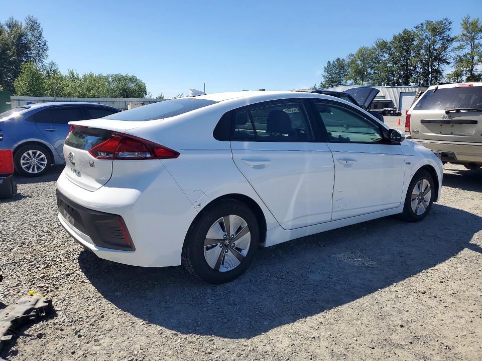 2020 Hyundai Ioniq VIN KMHC65LC9LU210121 COPART salvage auction — MINOR DENT/SCRATCHES, WA - BILL OF SALE, sold $6,700 on 2026-07-20 (photo 3)