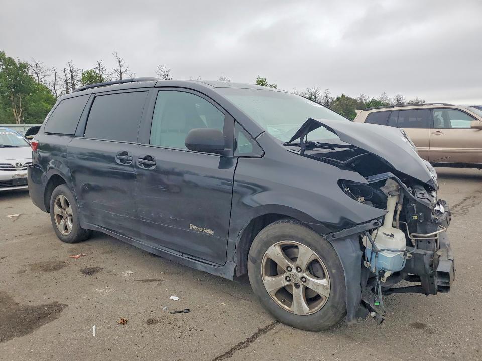 2017 Toyota VIN 5TDKZ3DC6HS793284 COPART salvage auction — FRONT END, Salvage Title, sold $1,200 on 2026-07-13 (photo 4)