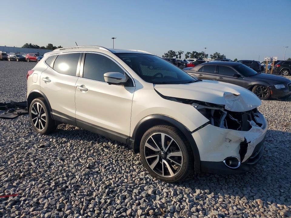 2019 Nissan Rogue VIN JN1BJ1CP1KW528959 COPART salvage auction — FRONT END, Fl - Cert Of Title Slvg Rebuildable, sold $4,050 on 2026-07-22 (photo 4)