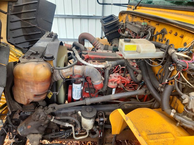 2015 Ic VIN 4DRBUC8P3FB670103 COPART salvage auction — MINOR DENT/SCRATCHES, Ri - Certificate Of Title, sold $2,500 on 2026-09-08 (photo 7)