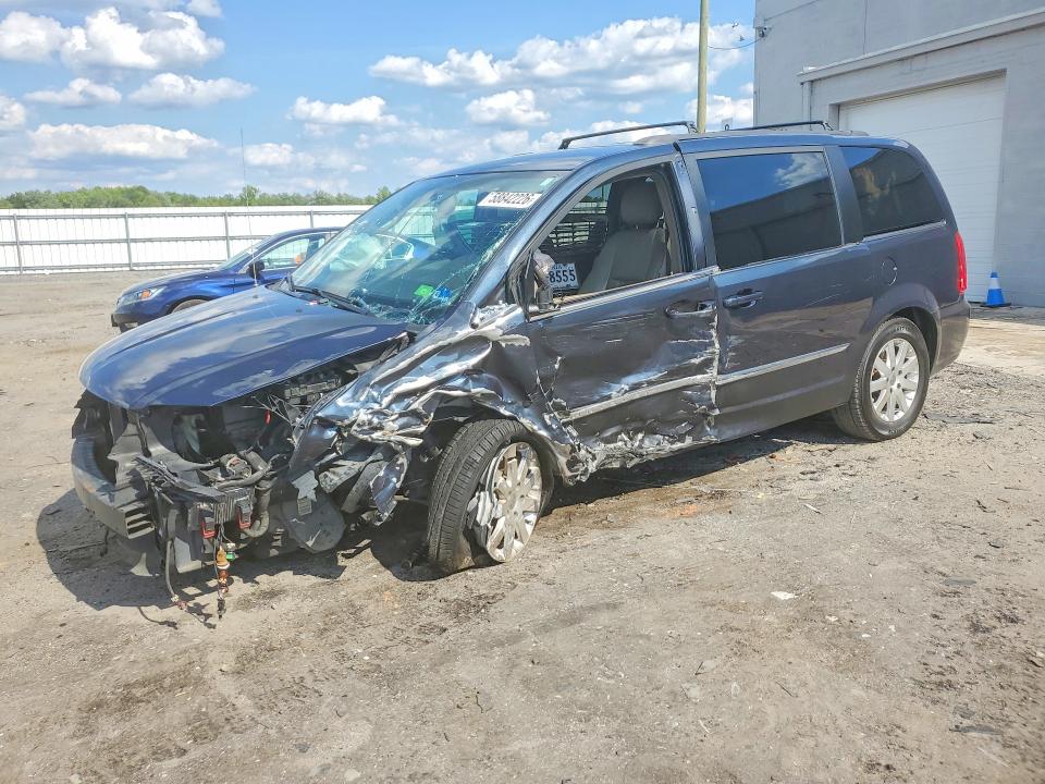 2014 Chrysler Voyager VIN 2C4RC1BG1ER326174 COPART salvage auction — FRONT END, Va - Cert Of Title - Salvage, sold $625 on 2026-07-22 (photo 1)