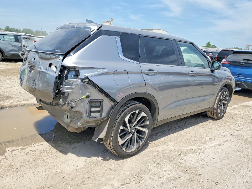 2024 Mitsubishi VIN JA4J4VA84RZ046735 COPART salvage auction — REAR END, Mo - Salvage Certificate Of Title, sold $9,400 on 2026-07-07 (photo 3)