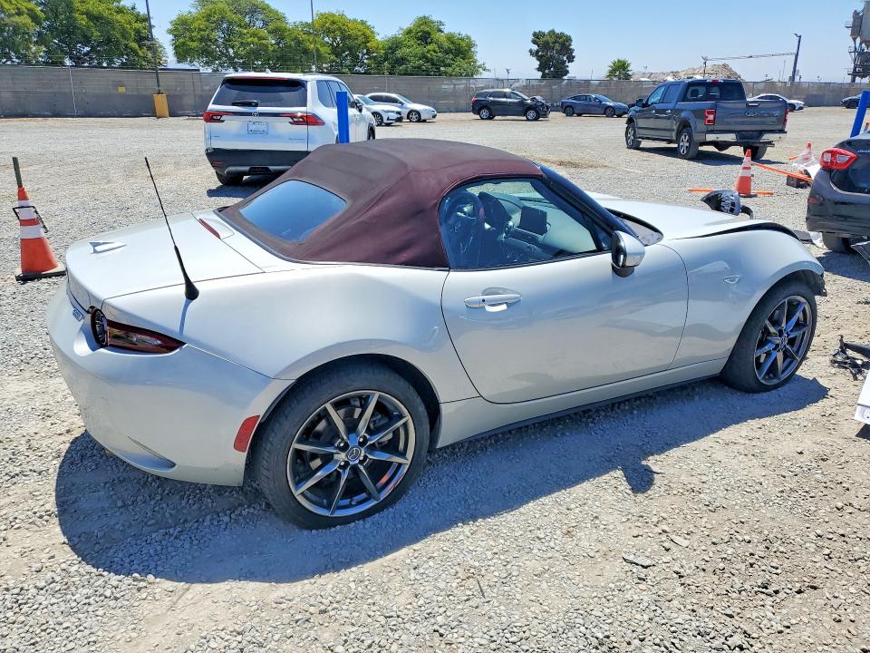 2018 Mazda VIN JM1NDAD75J0203877 COPART salvage auction — FRONT END, CA - SALVAGE CERTIFICATE, sold $3,350 on 2026-07-28 (photo 3)