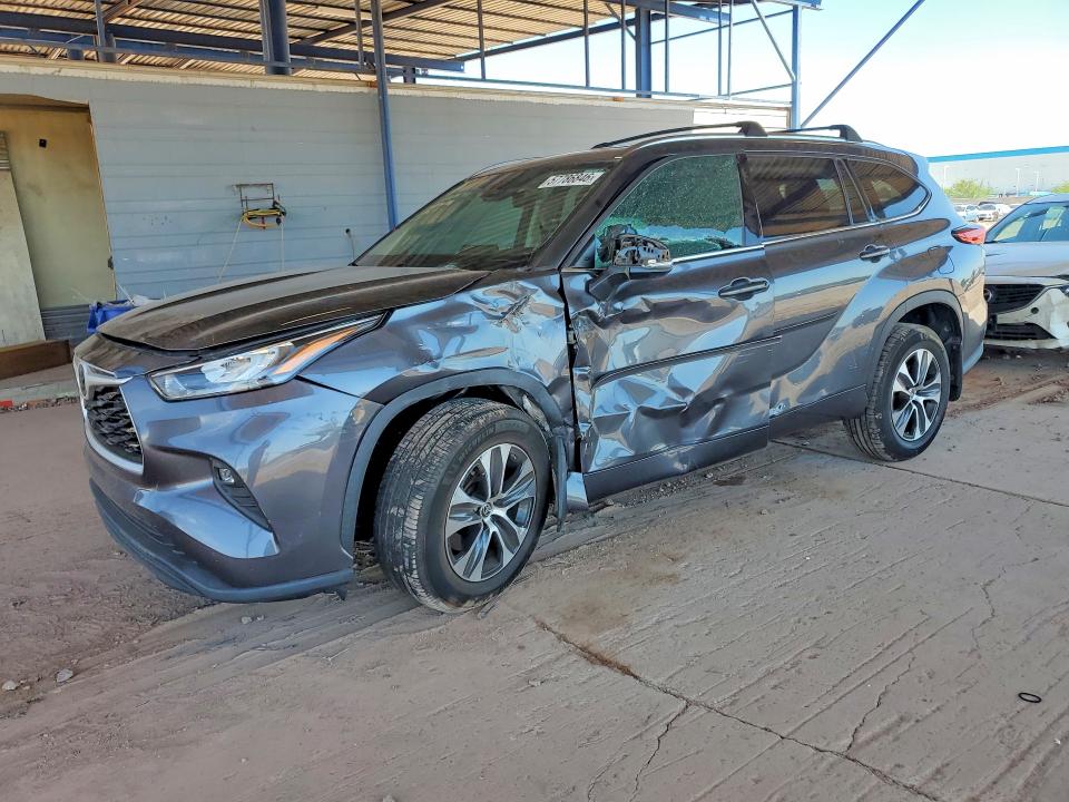 2020 Toyota VIN 5TDGZRBH9LS514037 COPART salvage auction — SIDE, Az - Cert Of Title - Salvage, sold $11,000 on 2026-07-16 (photo 1)