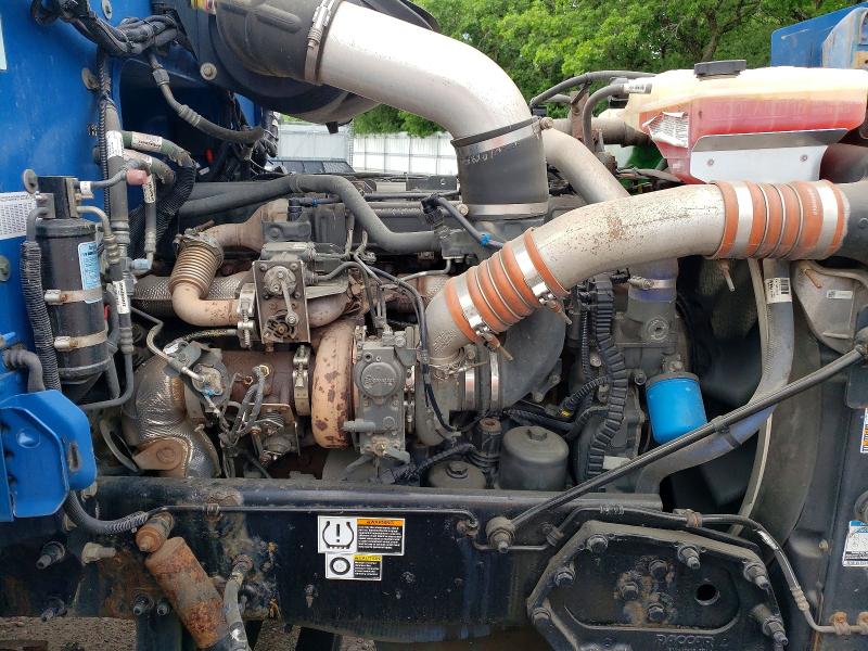 2014 Peterbilt 384 VIN 1XPVDP9X8ED239555 COPART salvage auction — MINOR DENT/SCRATCHES, IL - CERTIFICATE OF TITLE, sold $9,900 on 2026-07-07 (photo 7)