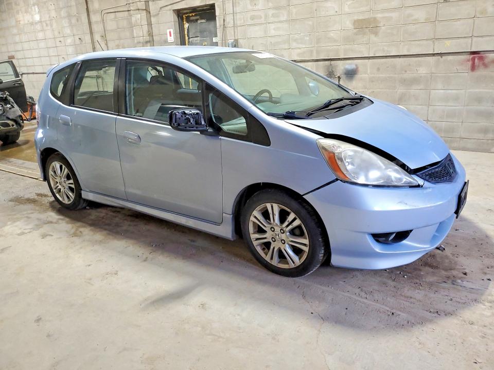 2010 Honda Fit VIN JHMGE8H4XAC025251 COPART salvage auction — FRONT END, Mn - Cert Of Title-Prior Salvage, sold $900 on 2026-07-28 (photo 4)