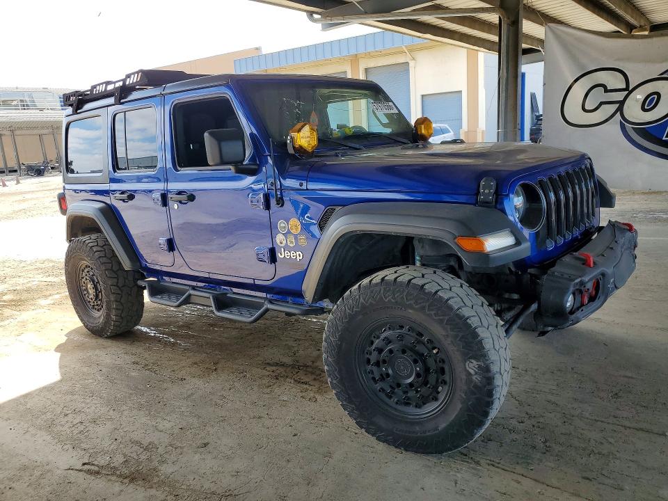 2018 Jeep Wrangler unlimited VIN 1C4HJXDNXJW331973 COPART salvage auction — FRONT END, CA - SALVAGE CERTIFICATE, sold $10,700 on 2026-07-16 (photo 4)