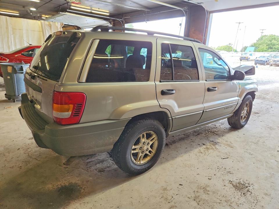 2002 Jeep Grand cherokee VIN 1J4GW48S12C162208 COPART salvage auction — FRONT END, PA - CERTIFICATE OF SALVAGE, sold $300 on 2026-07-02 (photo 3)