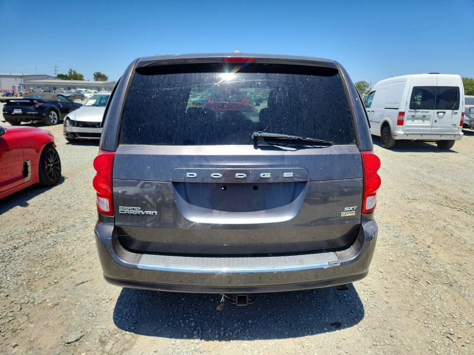 2017 Dodge Grand caravan VIN 2C4RDGCG0HR581045 COPART salvage auction — FRONT END, CA - DIS/DLR/EXP ONLY CLEAN TITLE, sold $2,100 on 2026-07-31 (photo 6)