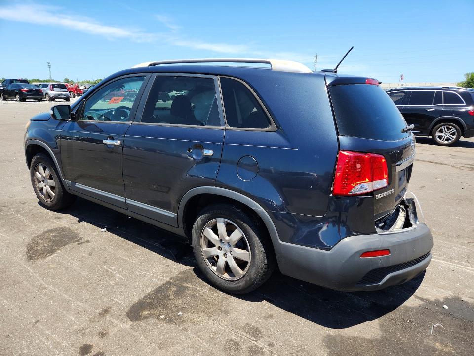 2012 Kia Sorento VIN 5XYKT4A60CG284013 COPART salvage auction — SIDE, Fl - Cert Of Title Slvg Rebuildable, sold $575 on 2026-07-13 (photo 2)