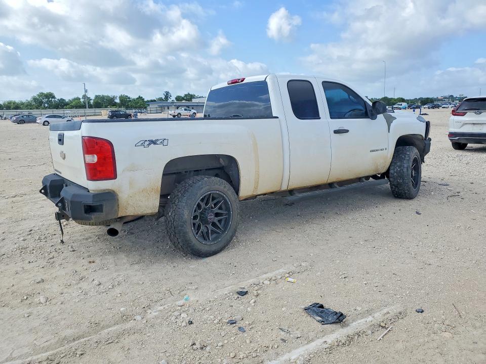 2009 Chevrolet Silverado 2500 VIN 1GCHK49K59E100815 COPART salvage auction — REAR END, Tx - Salvage Vehicle Title, sold $1,700 on 2026-07-09 (photo 3)