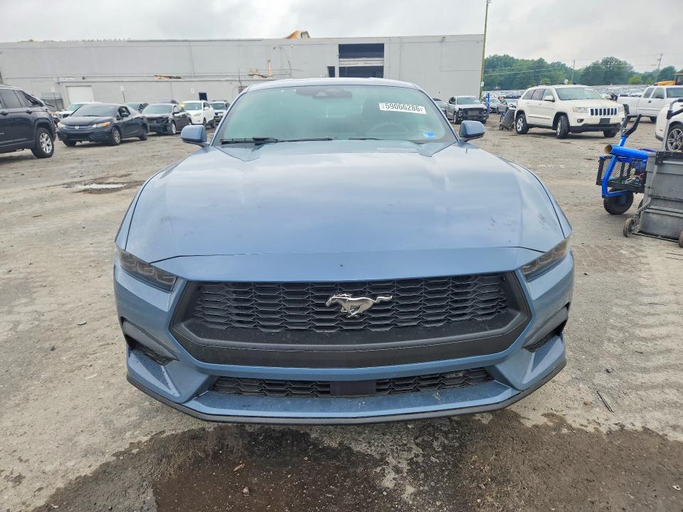 2026 Ford Mustang VIN 1FA6P8TH8T5114198 COPART salvage auction — WATER/FLOOD, Salvage Title, sold $550 on 2026-07-29 (photo 5)