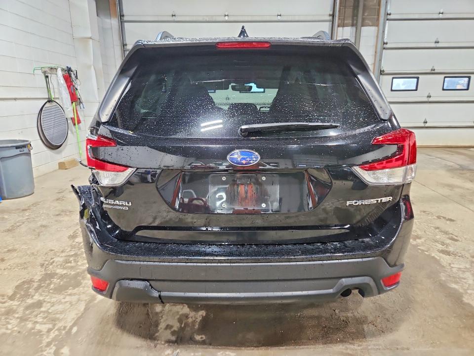 2021 Subaru Forester VIN JF2SKAFC6MH444731 COPART salvage auction — REAR END, Salvage Title, sold $6,200 on 2026-07-14 (photo 6)