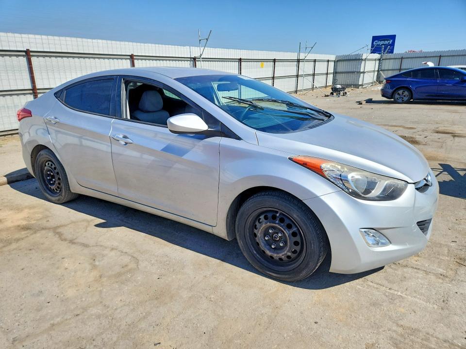 2012 Hyundai Elantra VIN KMHDH4AE4CU403385 COPART salvage auction — VANDALISM, CA - SALVAGE CERTIFICATE, sold $1,750 on 2026-07-17 (photo 4)