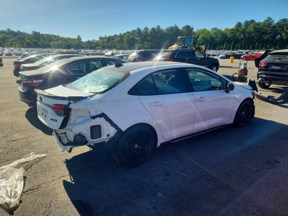 2022 Toyota Corolla VIN 5YFT4MCE3NP135809 COPART salvage auction — REAR END, WV - SALVAGE CERTIFICATE, sold $7,400 on 2026-07-28 (photo 3)