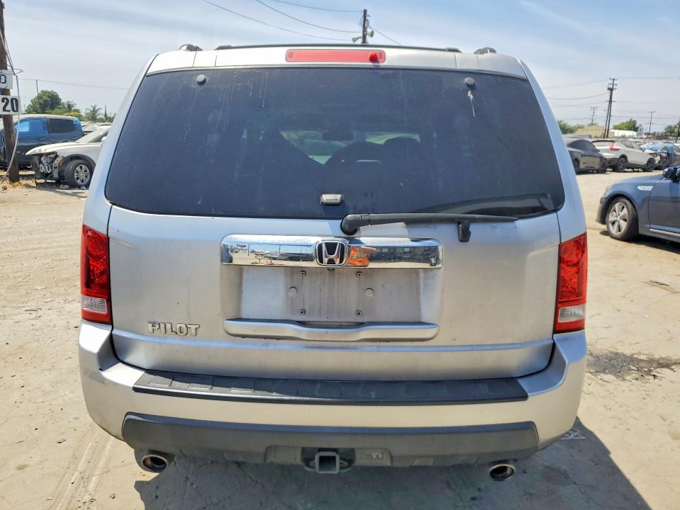 2010 Honda Pilot VIN 5FNYF3H67AB018820 COPART salvage auction — FRONT END, CA - SALVAGE CERTIFICATE, sold $600 on 2026-07-02 (photo 6)