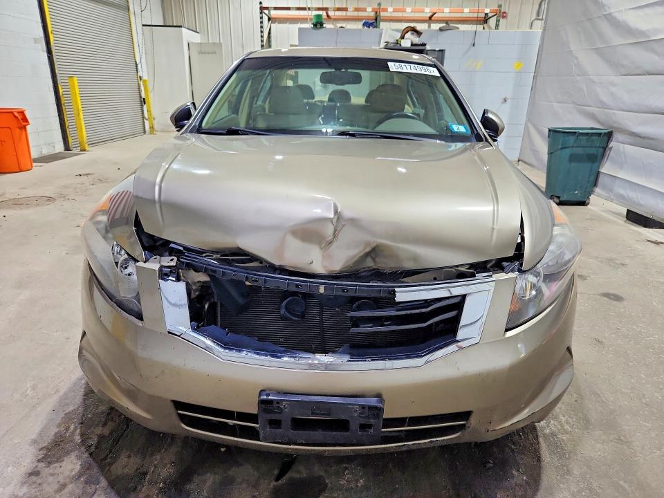 2008 Honda Accord VIN JHMCP26848C070465 COPART salvage auction — FRONT END, Nh - Cert Of Title-Salvage, sold $100 on 2026-07-30 (photo 5)