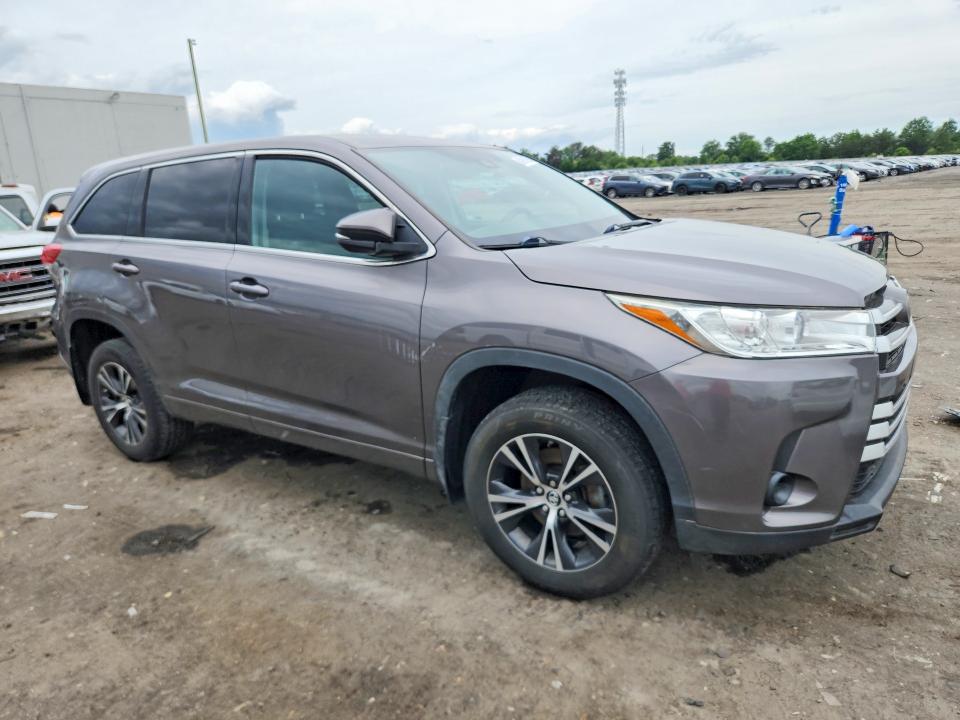 2018 Toyota Highlander VIN 5TDBZRFH1JS838889 COPART salvage auction — UNDERCARRIAGE, Va - Certificate Of Title (P), sold $200 on 2026-07-29 (photo 4)