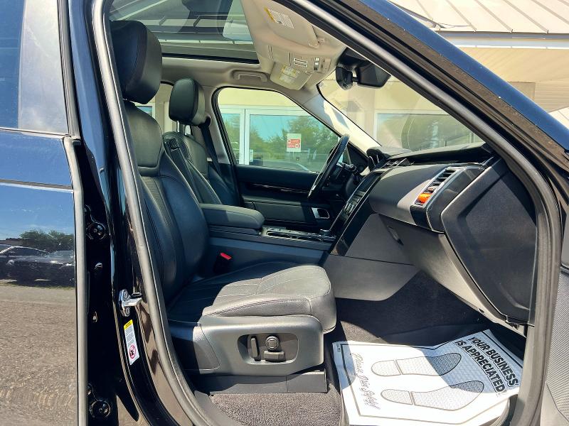 2019 Land rover Discovery VIN SALRG2RV4K2400835 COPART salvage auction — MINOR DENT/SCRATCHES, MA - CERTIFICATE OF TITLE (P), sold $9,900 on 2026-07-17 (photo 5)