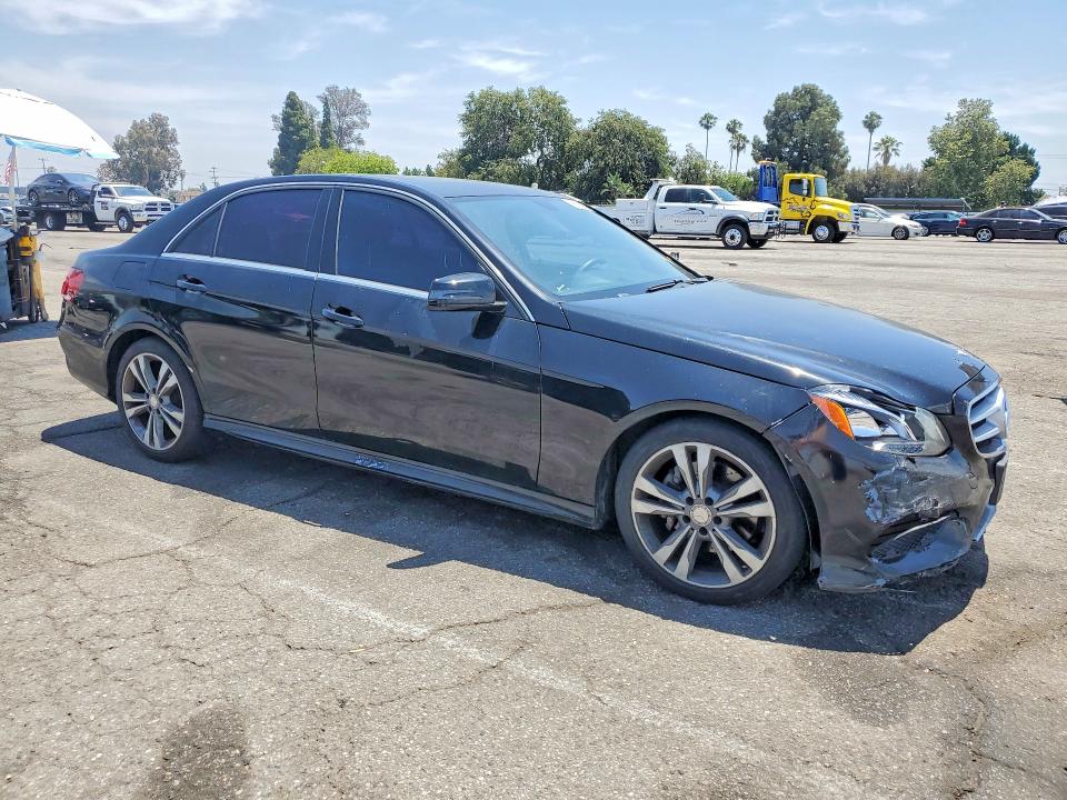 2015 Mercedes-benz E-klasse VIN WDDHF5KB5FB109988 COPART salvage auction — FRONT END, Salvage Title, sold $3,100 on 2026-07-21 (photo 4)